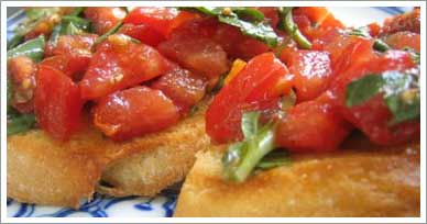 bacon lettuce and tomato bruschetta